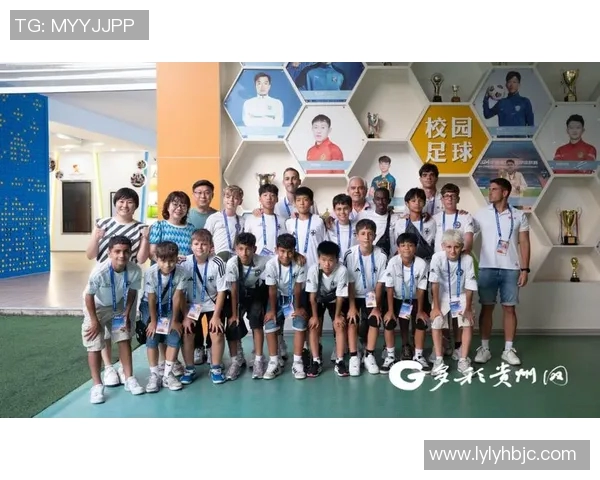 香港足球明星队能否与球迷合影留念的精彩瞬间探讨